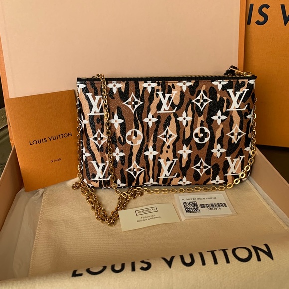 ❤️❤️SOLD❤️❤️Louis Vuitton Jungle pochette bag - Picture 2 of 11